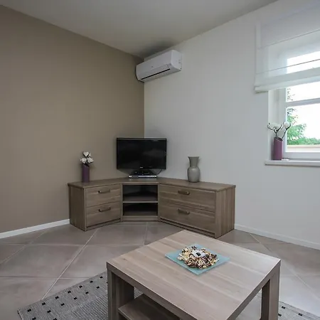 Apartament Doris *